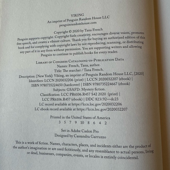 The Searcher by Tana French - Hardcover Book - EUC - Picture 10 of 11